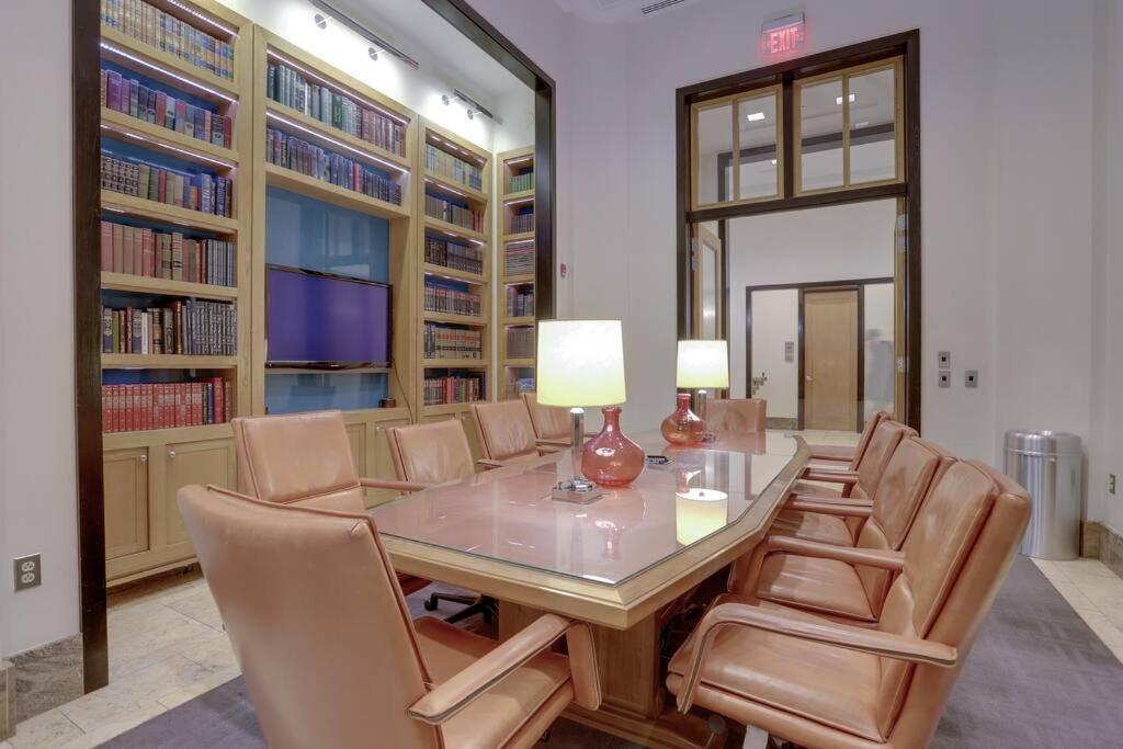 Bright And Cozy Apartment Near Pentagon City Arlington Luaran gambar