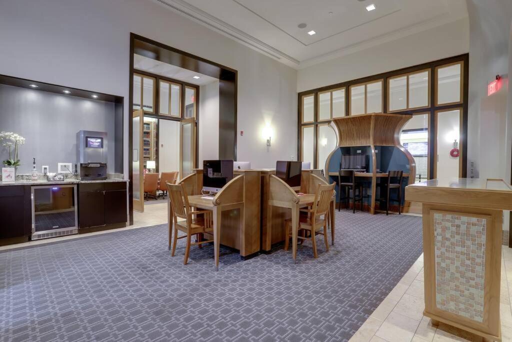 Bright And Cozy Apartment Near Pentagon City Arlington Luaran gambar